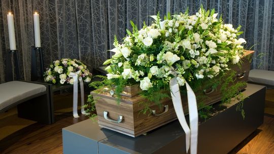 Hautajaiset ja hautausjärjestelyt